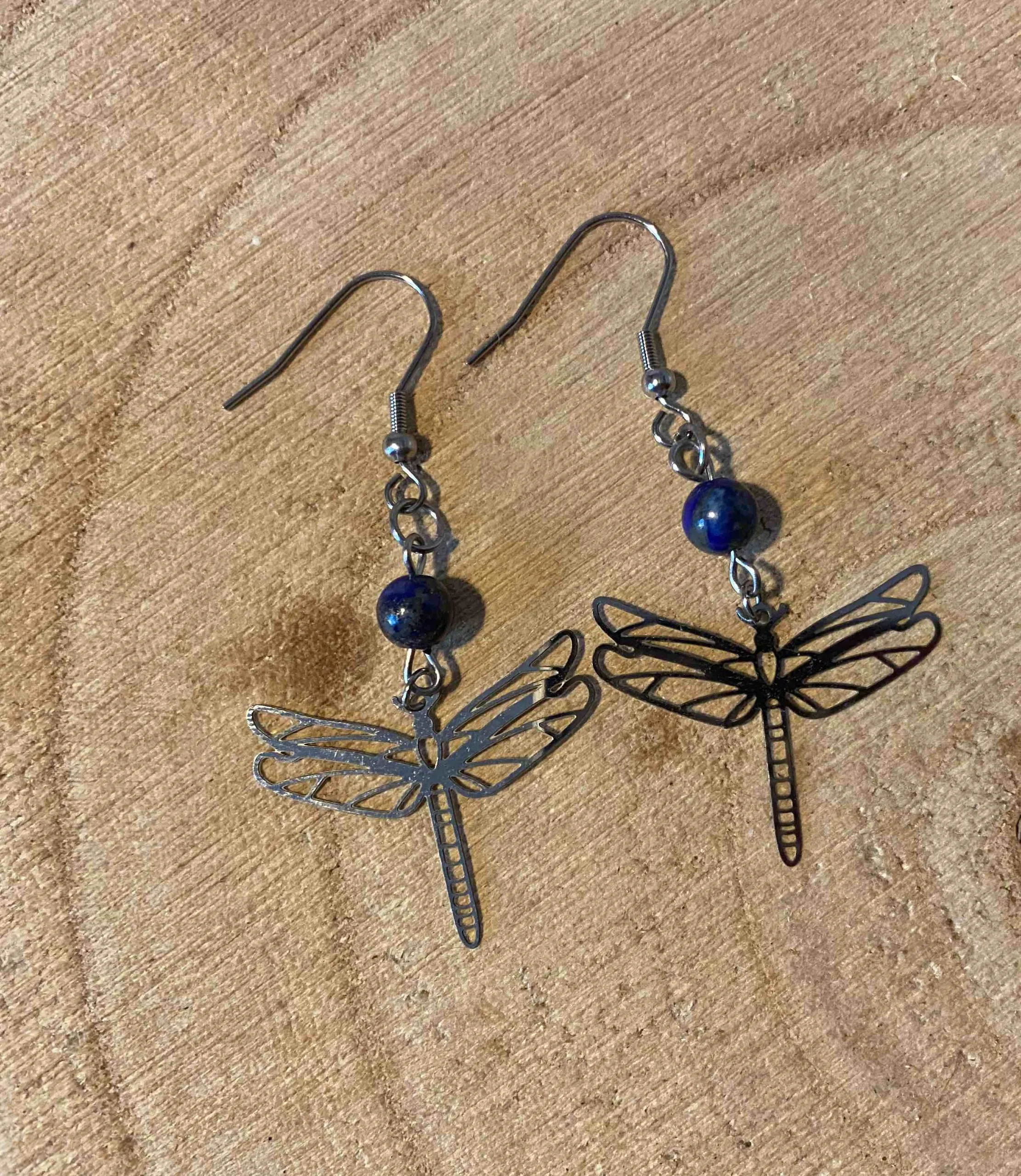 Boucles d’oreilles en acier inoxydable, breloque libellule et pierre de lapis lazuli, lapis-lazuli