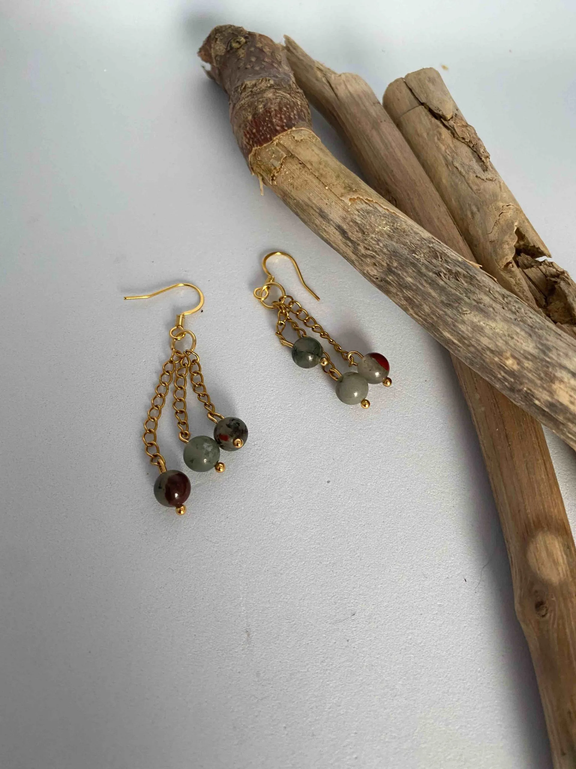 Boucles d’oreilles en acier inoxydable et pierres naturelles héliodore, héliodore