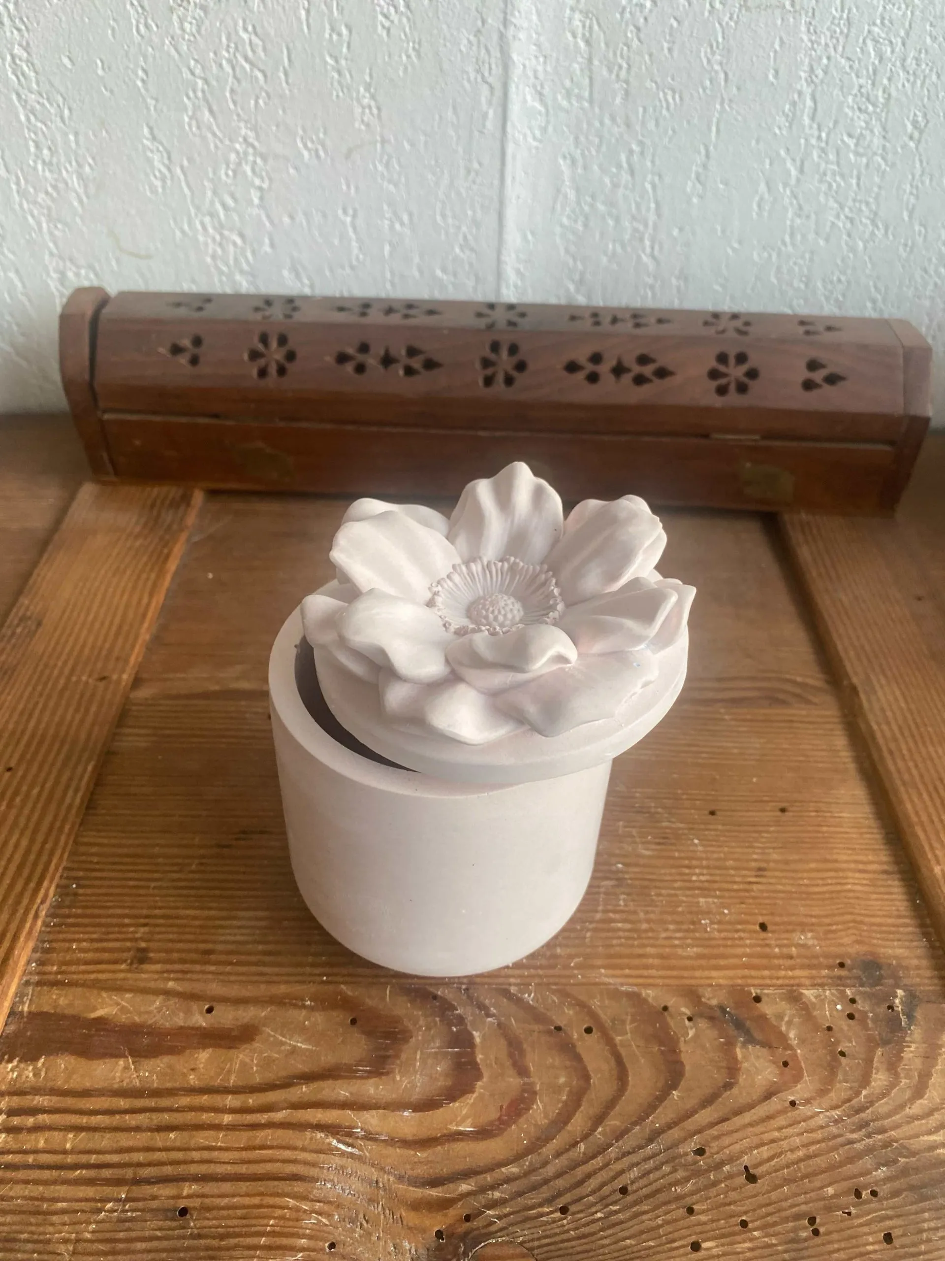 Boite fleur rose, poudre minérale & mica