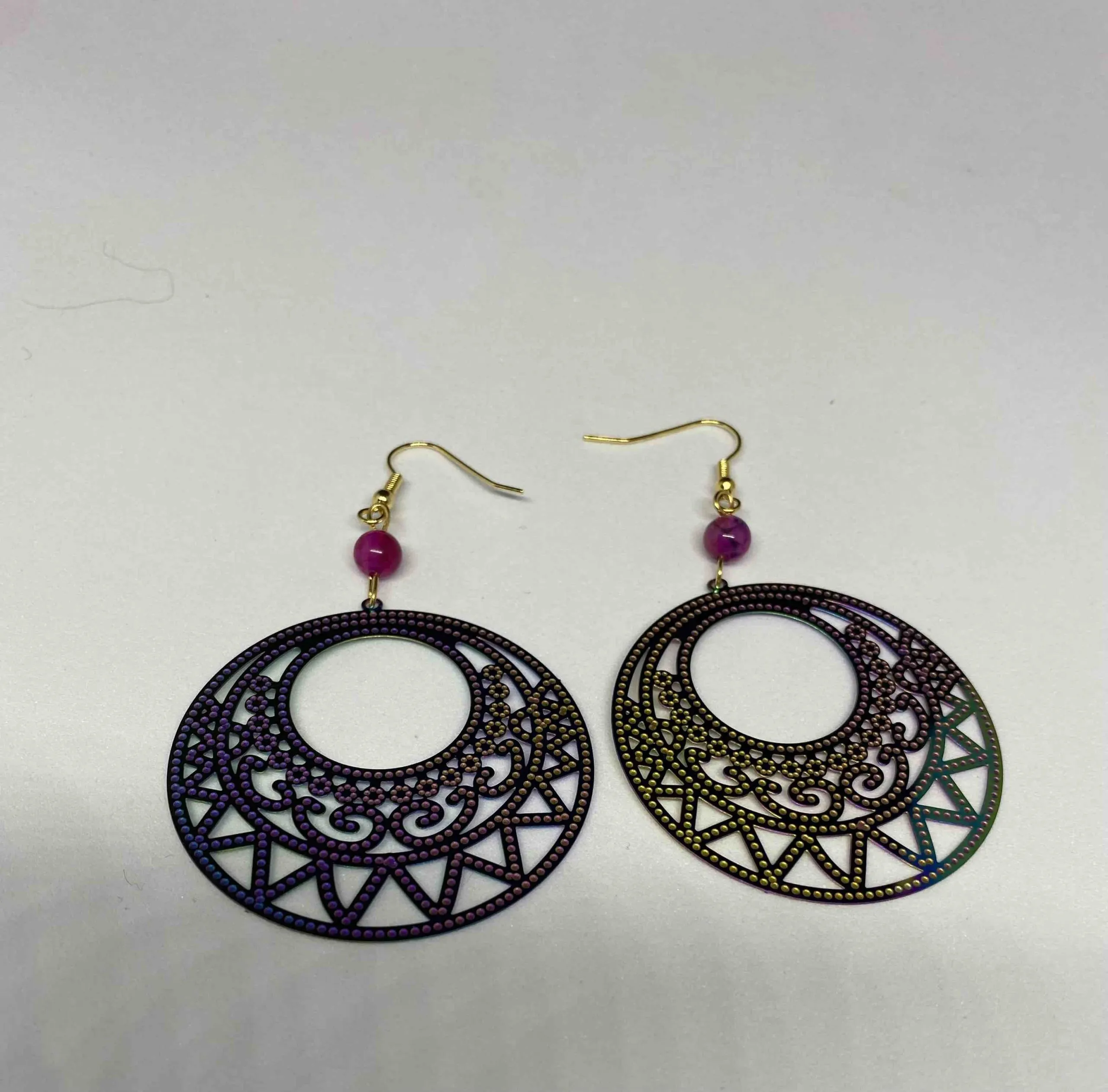 Boucles d’oreilles rondes et pierres naturelles de dragon, veines de dragon