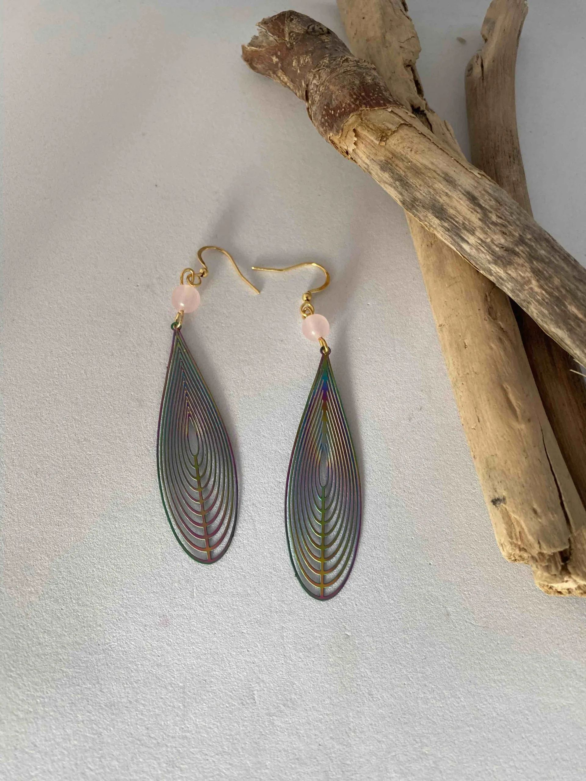 Boucles d’oreilles feuilles multi-couleurs et pierre naturelle de Morganite, morganite