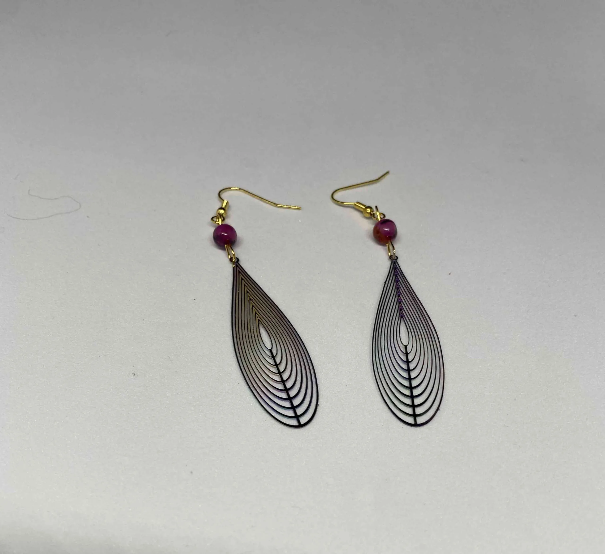 Boucles d’oreilles feuille et pierre naturelle de dragon, veines de dragon